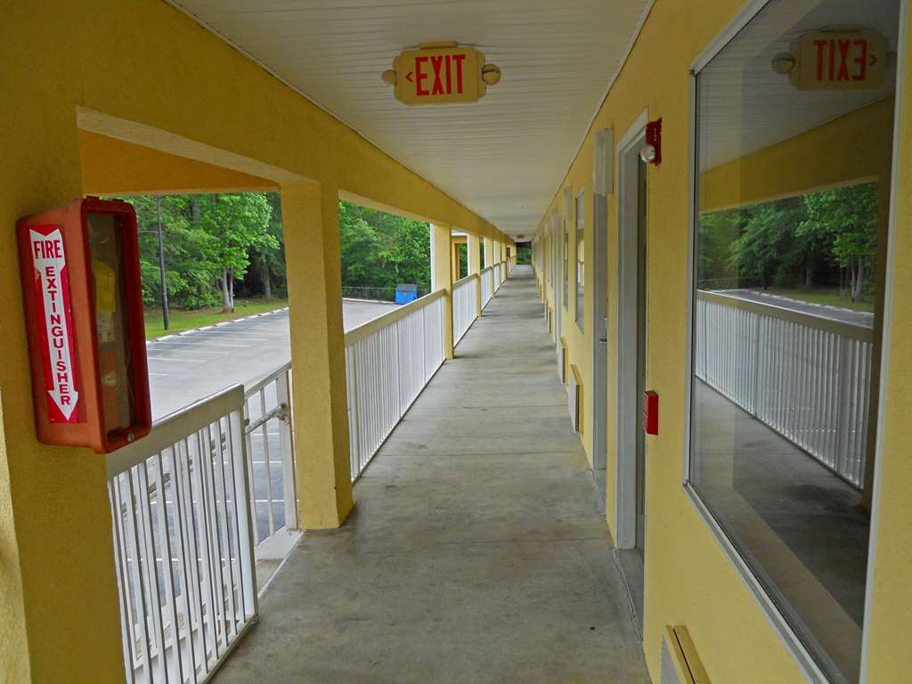 Red Roof Inn Valdosta - University Extérieur photo