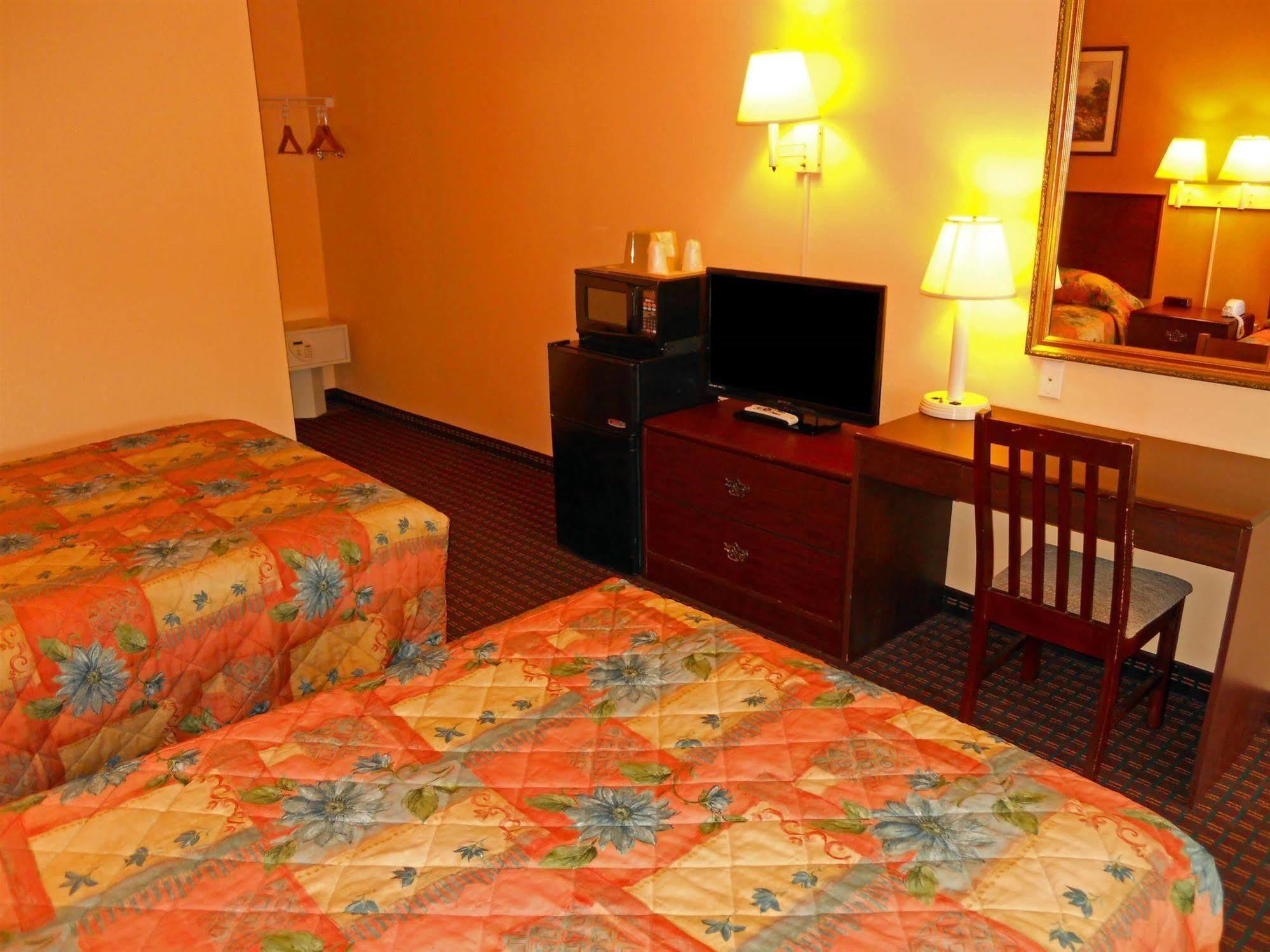 Red Roof Inn Valdosta - University Extérieur photo